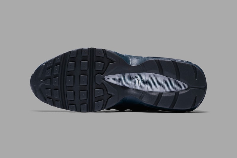Nike Air Max 95 Essential "Armory Navy"