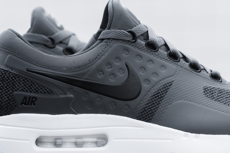 Nike Air Max Zero SE