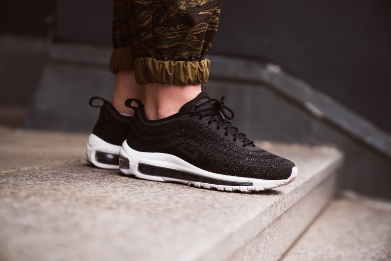 Solemart Berlin Summer Edition 2017 On Feet Sneakers Supreme Nike Air Max 98