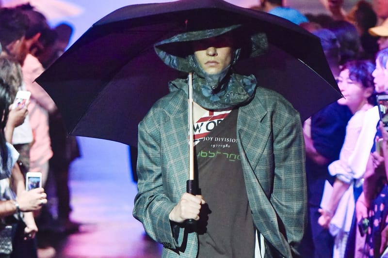 Raf Simons Takes Over Chinatown With His 2018 Spring/Summer Collection