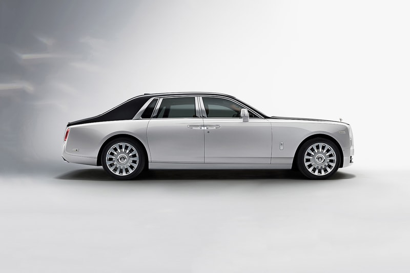 Rolls Royce Phantom VIII V12 Twin Turbocharged Unveiled Debut