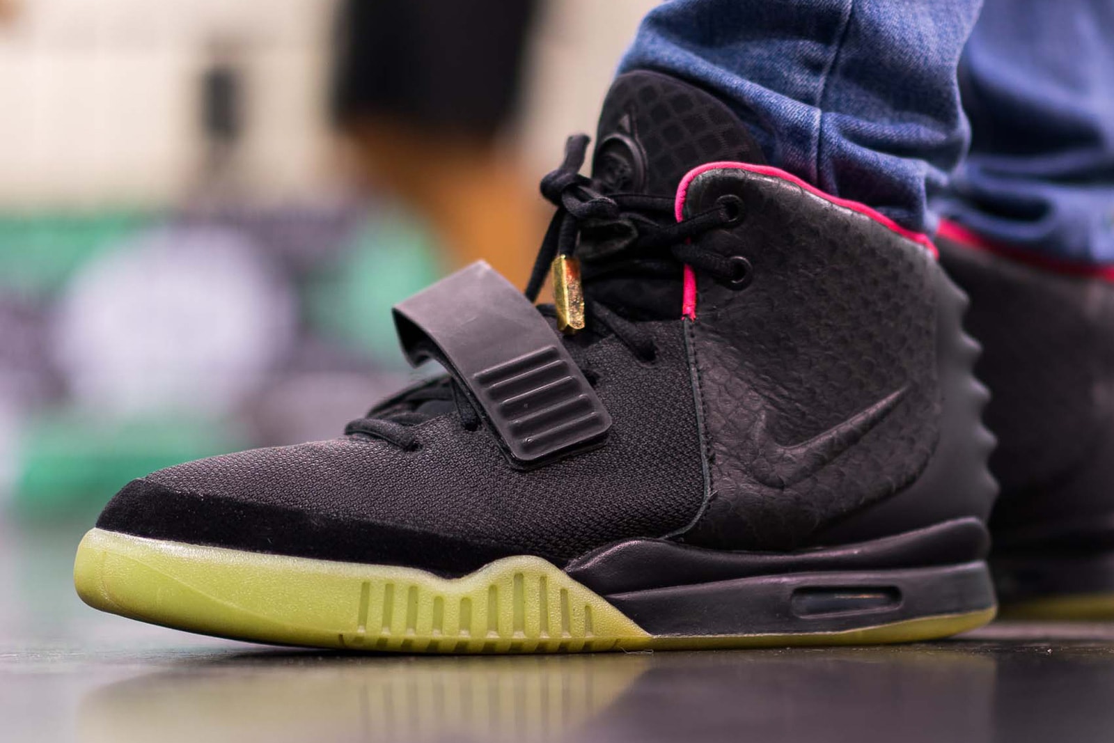 OnFeet Looks Sneaker Con Los Angeles 2017 Nike Air Jordan 4 KAWS adidas Yeezy Kanye West