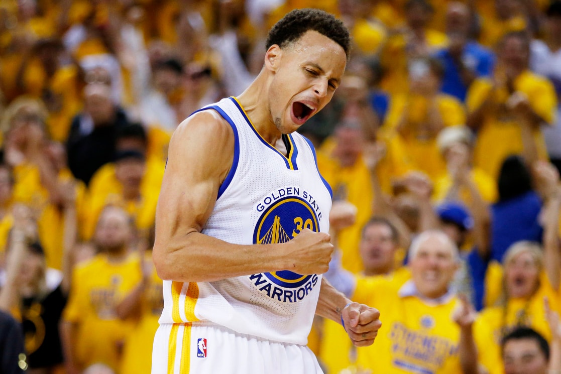 Steph Curry to Sign First NBA Contract Over 200 Million Dollars
