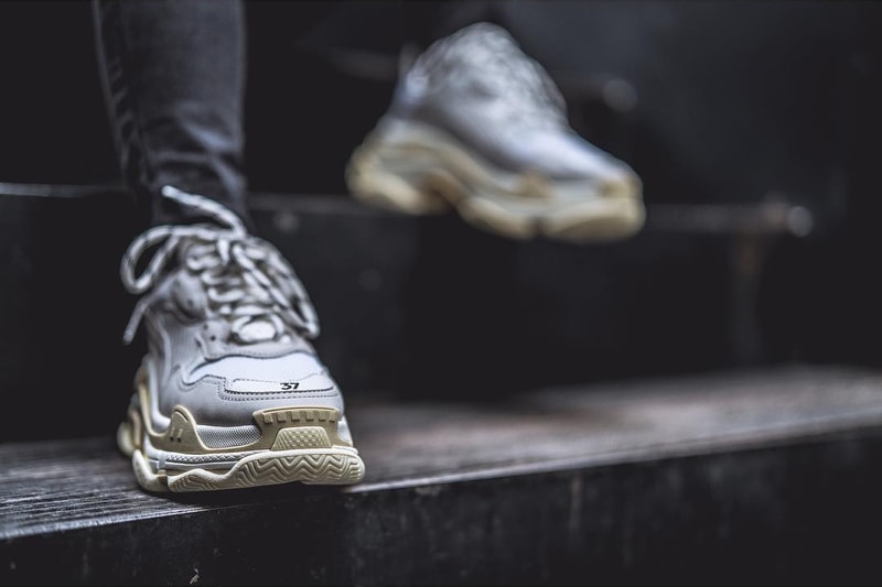 Balenciaga Triple S Cream White Black On Foot Dad Look Vibes Chunky Shoes White