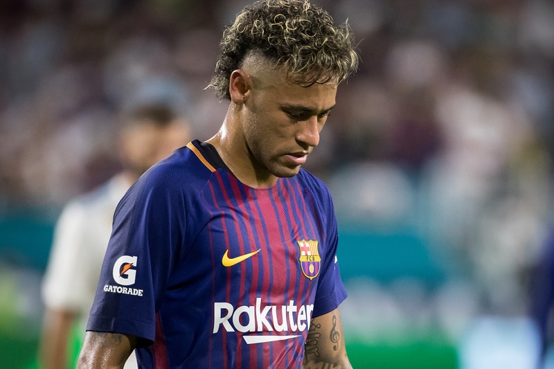 Neymar heading toward exit from Paris Saint-Germain, AP source says