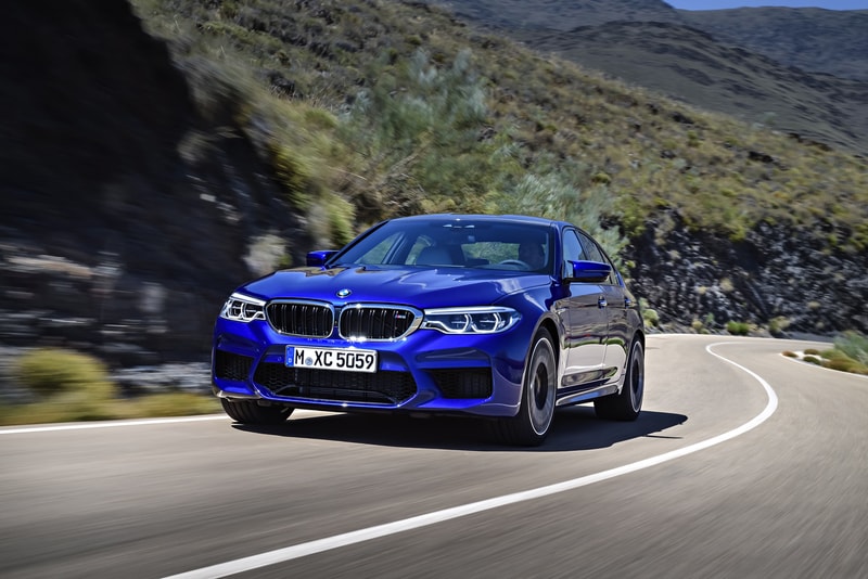 BMW 2018 M5 Debut F90 Generation car auto automotive automobile blue pictures specs specifications awd all wheel drive