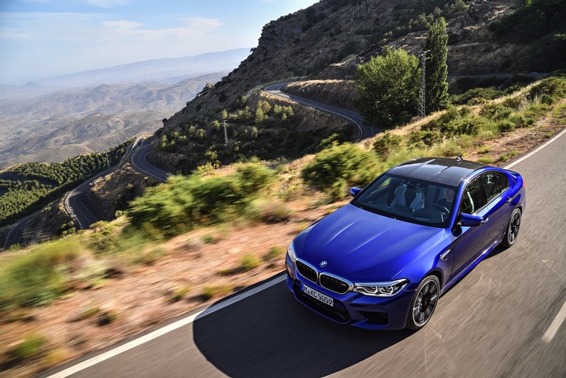 BMW 2018 M5 Debut F90 Generation car auto automotive automobile blue pictures specs specifications awd all wheel drive