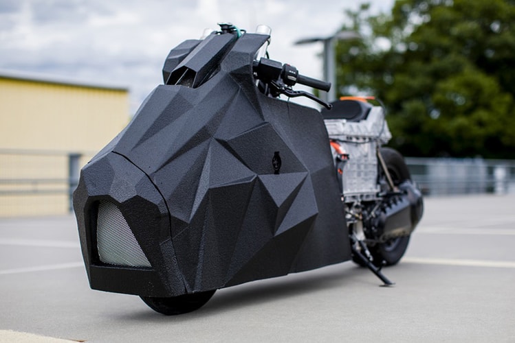 Krautmotors Turns a BMW Scooter Into a Street-Ready Origami Tank