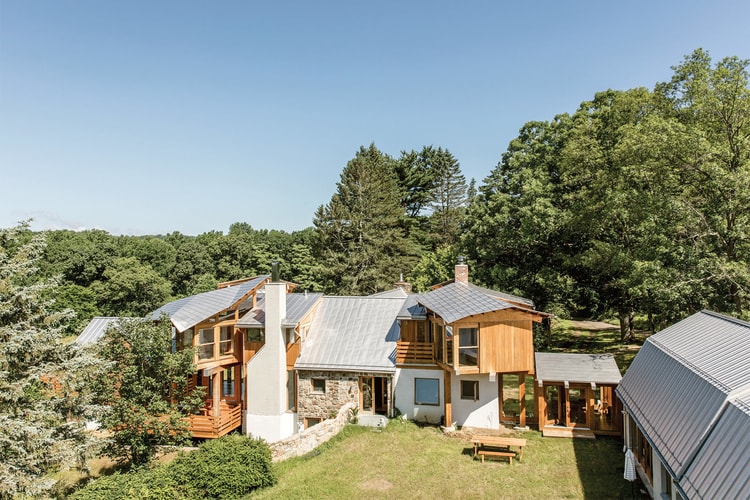 A Look Inside Cai Guo-Qiang's Frank Gehry-Designed Country Home
