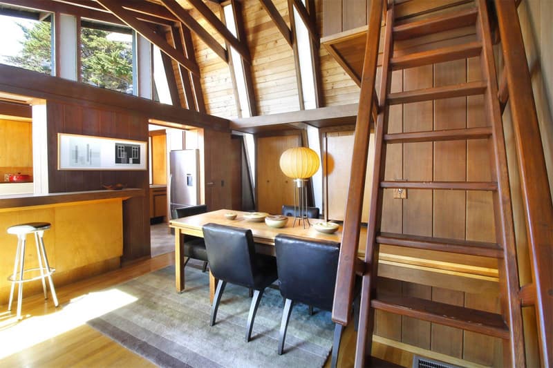Shoreline Highway House