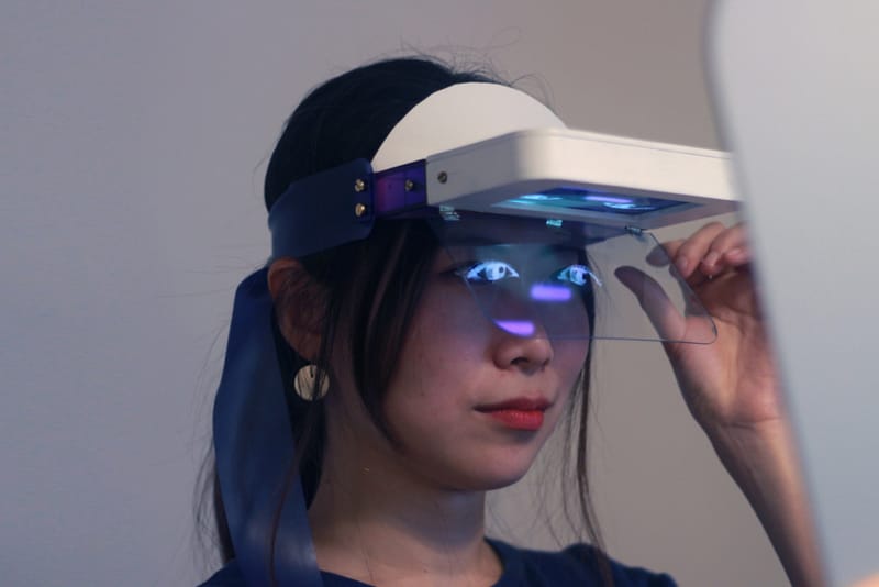 Eun Kyung Shin's A.I. Social Mask Lets the World Know How You're Feeling