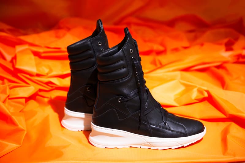 Filling Pieces 2017 Fall/Winter Collection Move without barriers