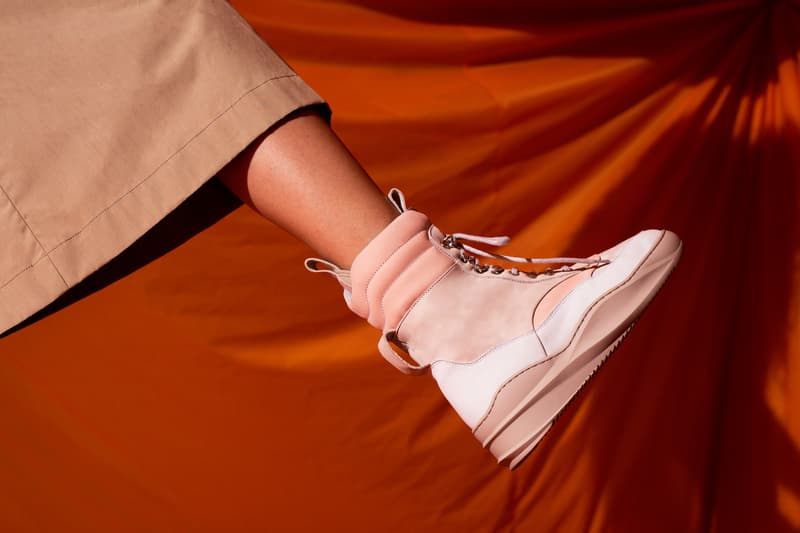 Filling Pieces 2017 Fall/Winter Collection Move without barriers