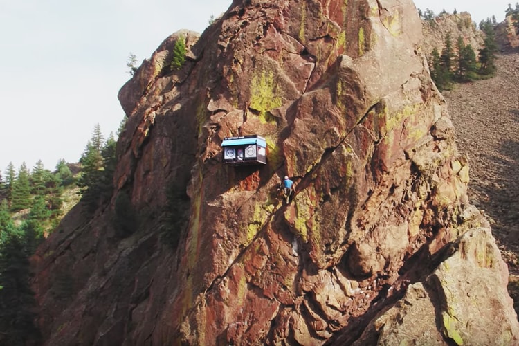 This Cliffside Pop-Up Shop in Colorado Was Made for Daring Climbers