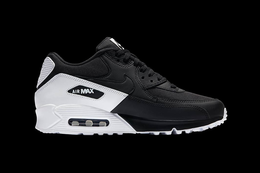 Nike Air Max 90 Essential High Contrast Colorway