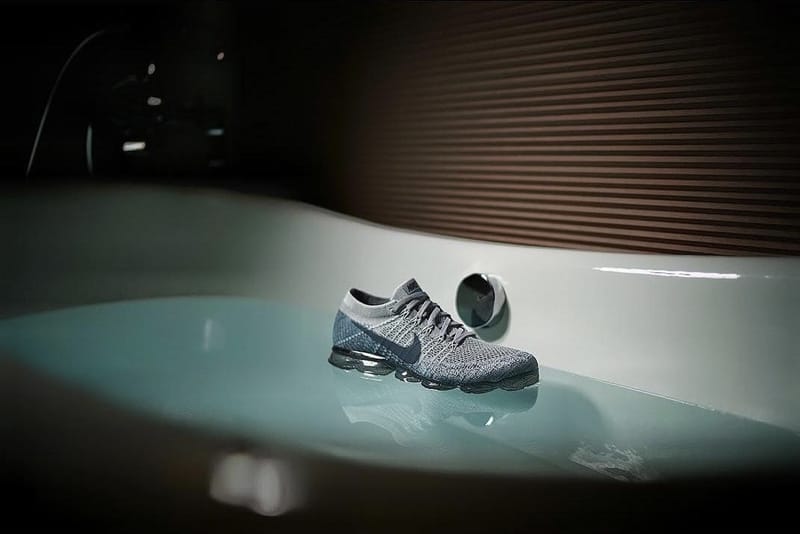 vapormax grey and blue