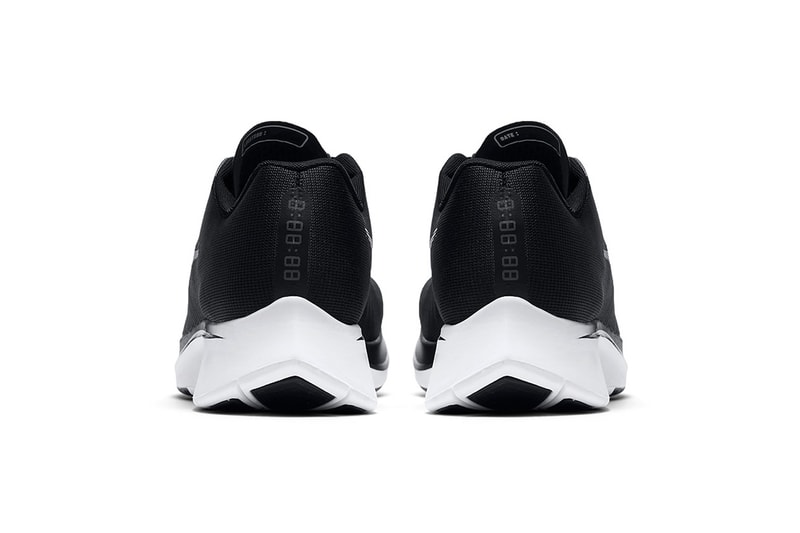 Nike Zoom Fly Black and white