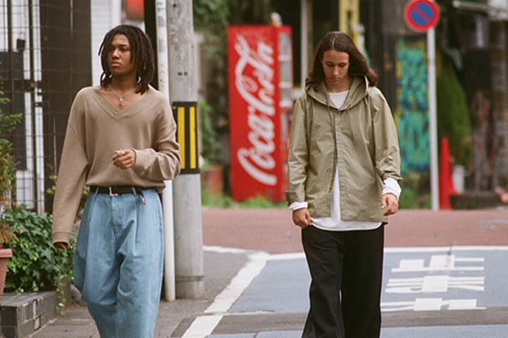 Roundabout Reimagines Classic Silhouettes in Its 2017 Fall/Winter Lookbook