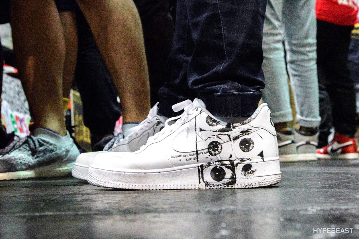 adidas Originals YEEZY Zebra