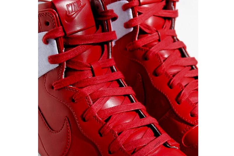 Closer Look Unreleased Supreme Nike Dunk High Christmas