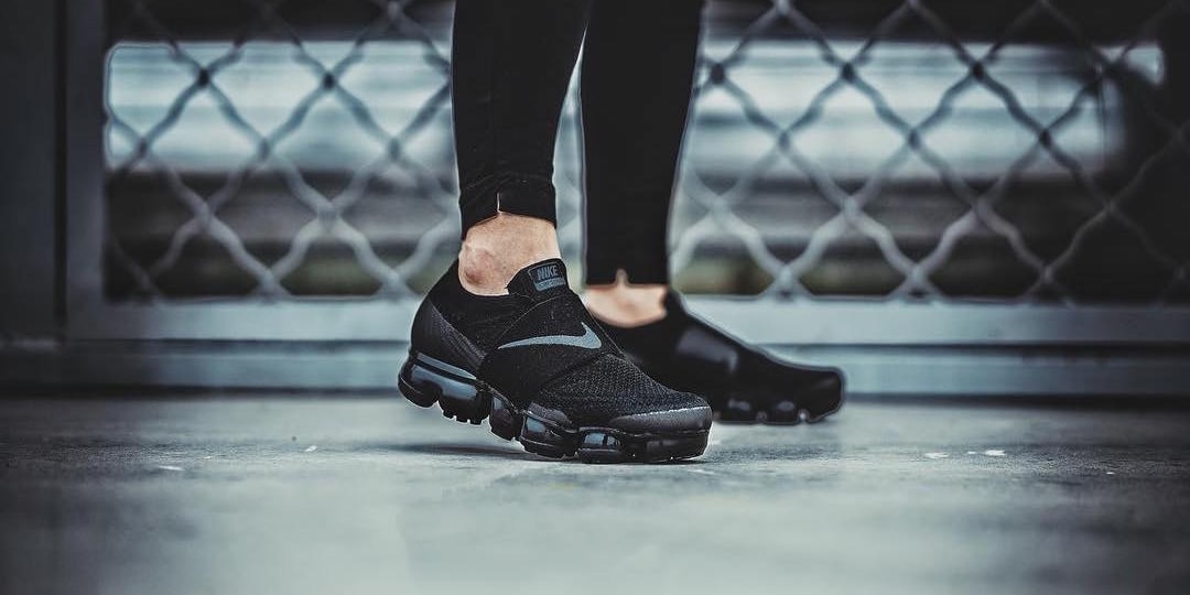 Nike vapormax black on feet Clearance