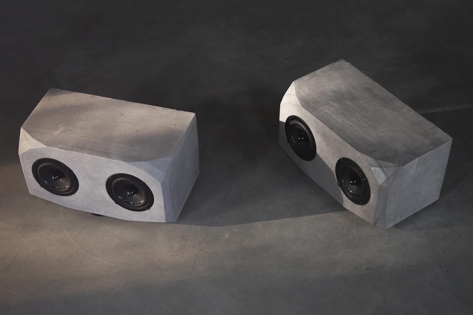 Utopia High-End Titan Brutalist Concrete Speaker