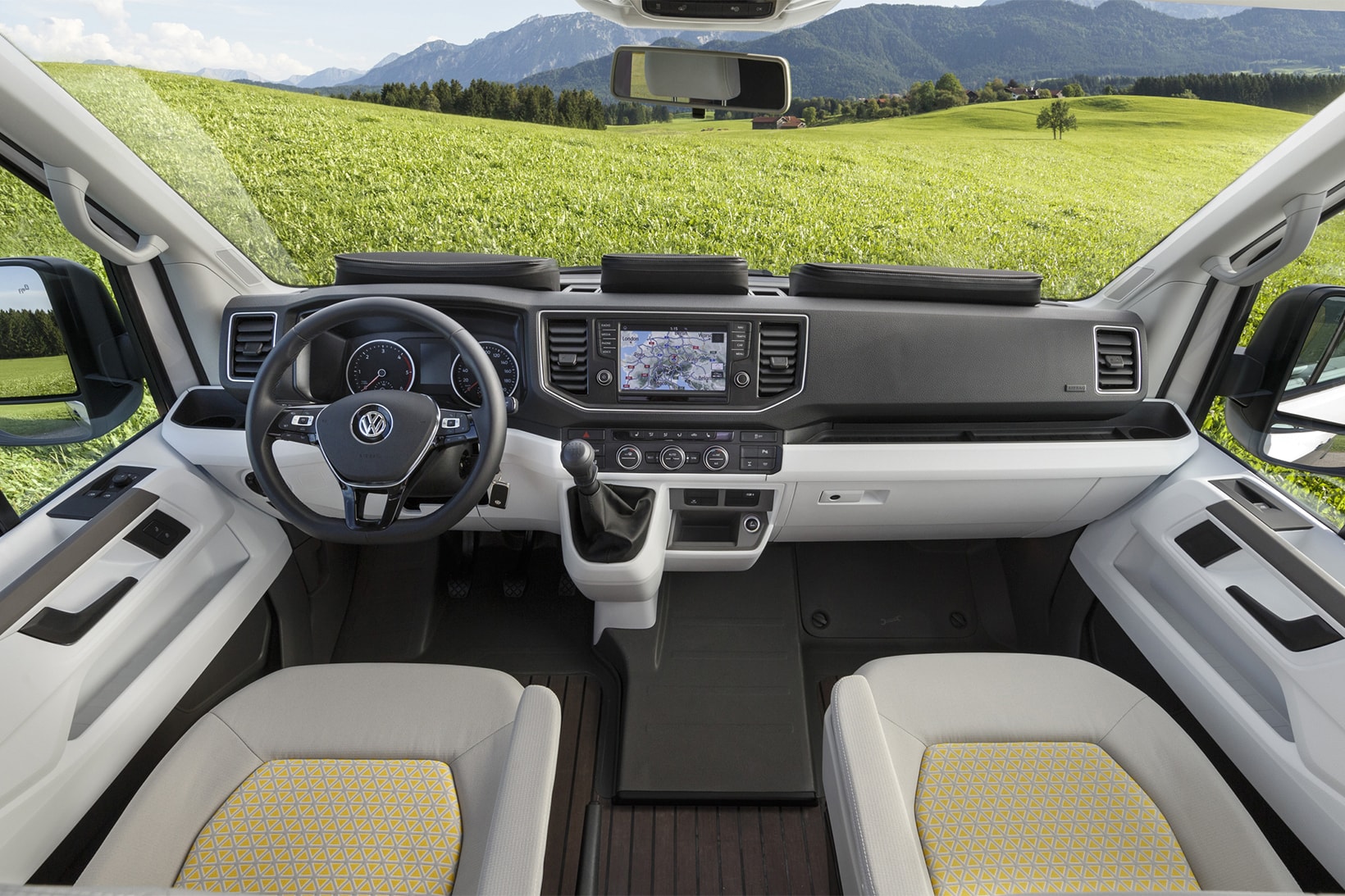 Volkswagen VW California XXL Camper Turbodiesel 4MOTION Minibus Truck SUV Cars