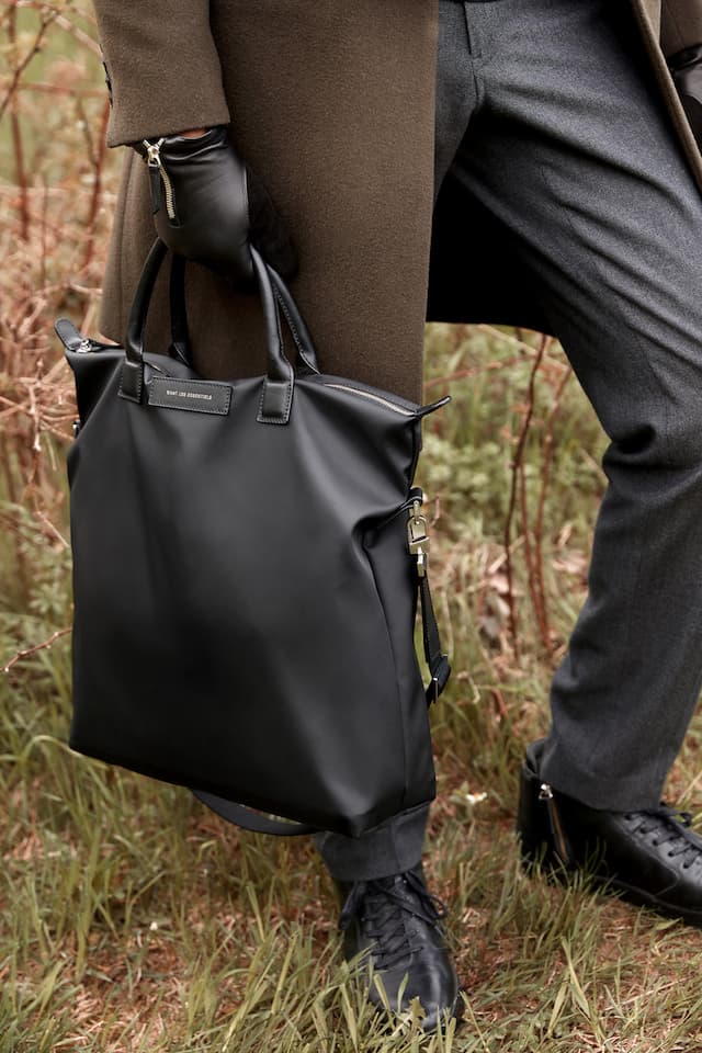 WANT Les Essentials