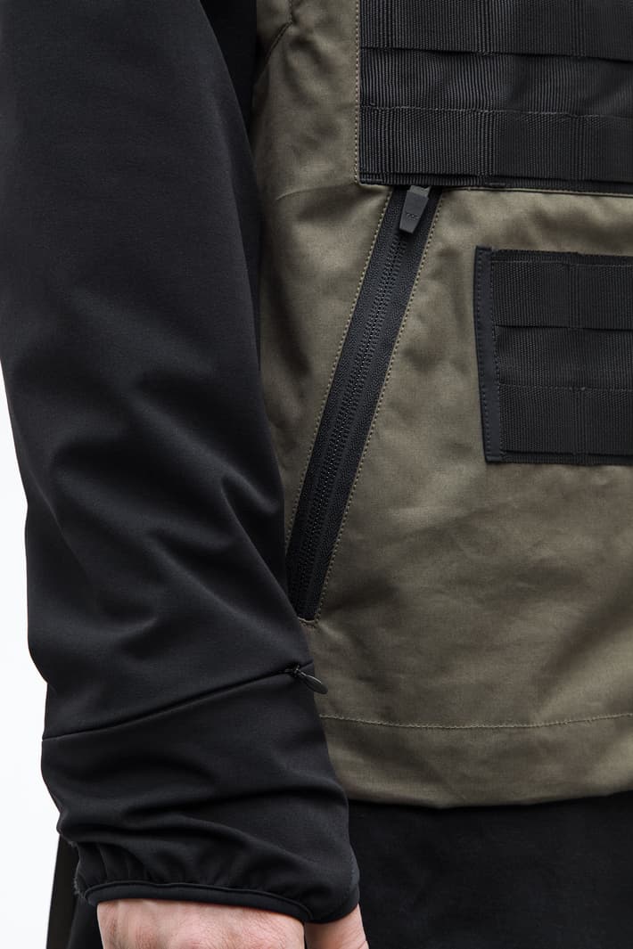 ACRONYM Fall/Winter 2017 Collection Errolson Hugh