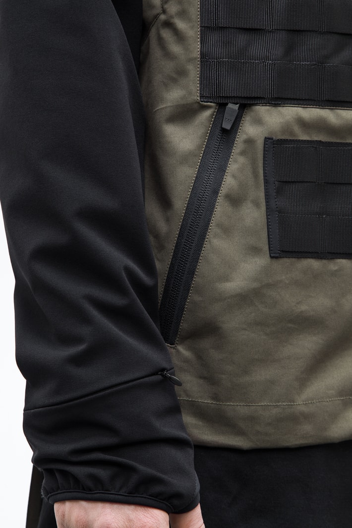 ACRONYM Fall/Winter 2017 Collection Errolson Hugh