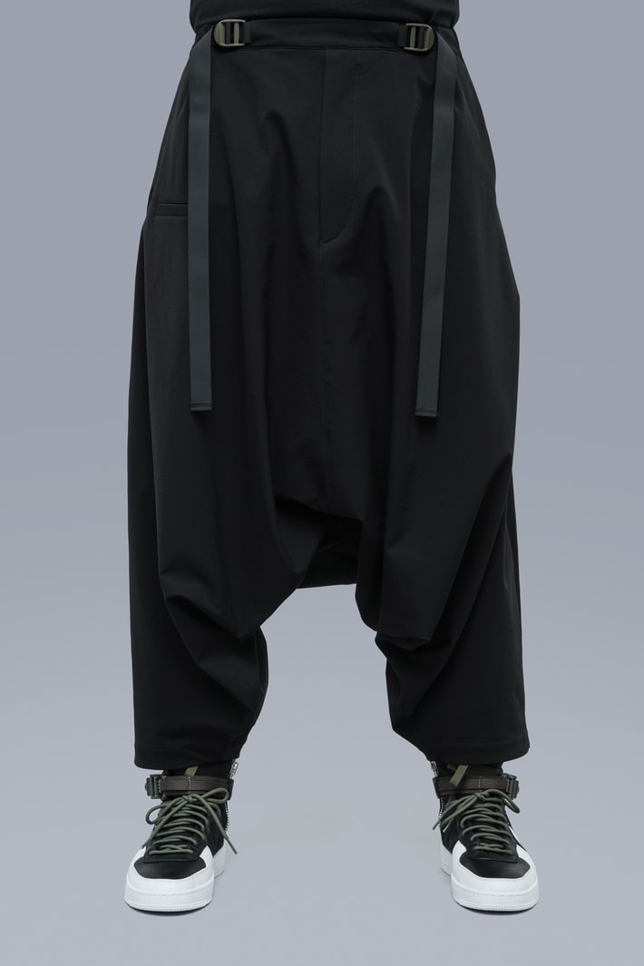 ACRONYM Fall/Winter 2017 Collection Errolson Hugh