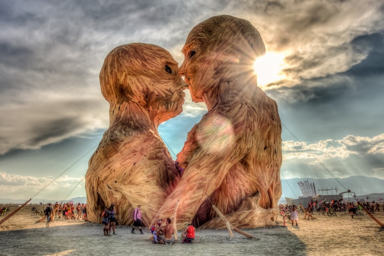 Mutant Installations, Space Sculptures & More Extraordinary Artworks