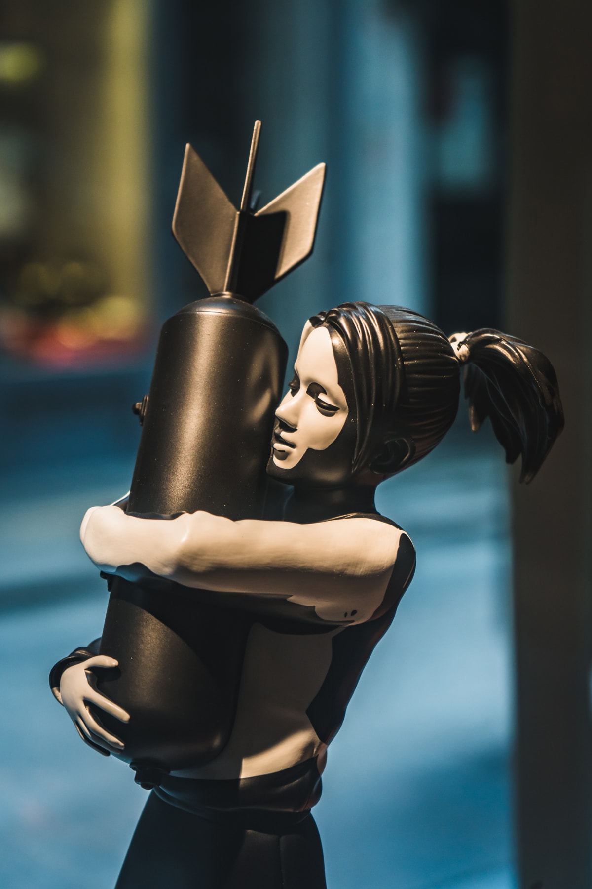 WOAW Banksy Brandalism Medicom Toy Bomb Hugger Figurine Art Artwork Sculpture Design Graffiti Urban
