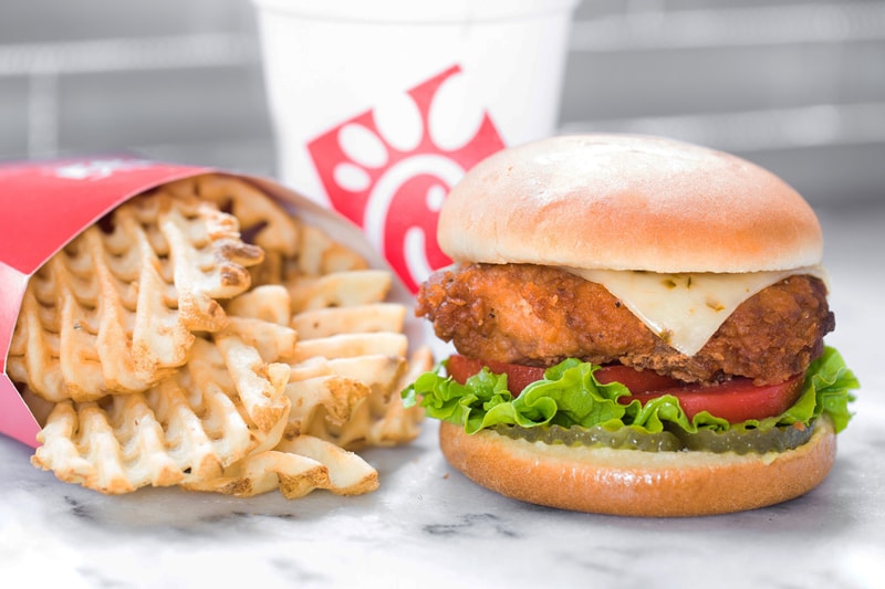 Chick-fil-A NYC World Largest New York City Restaurant store biggest 9/11  144 Fulton Street Manhattan one world trade center