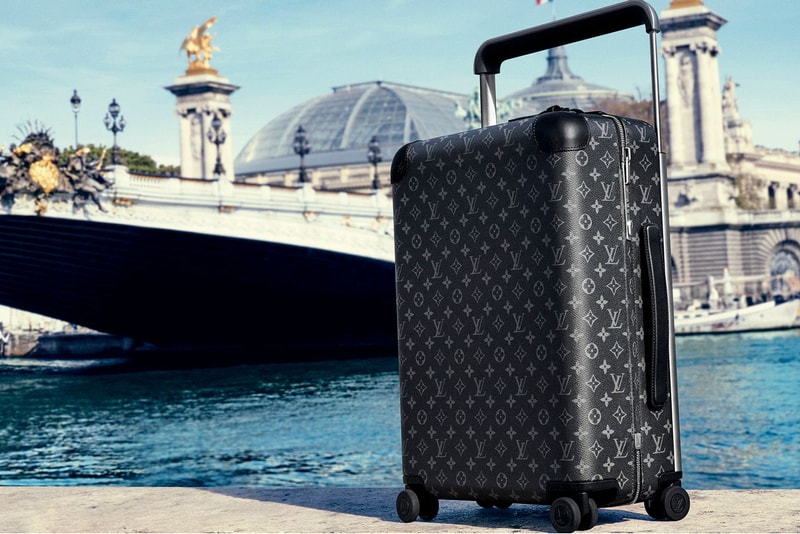 Louis Vuitton Marc Newson Luggage Horizon 70 Check-in Sizes bags trunks monogram black leather canvas