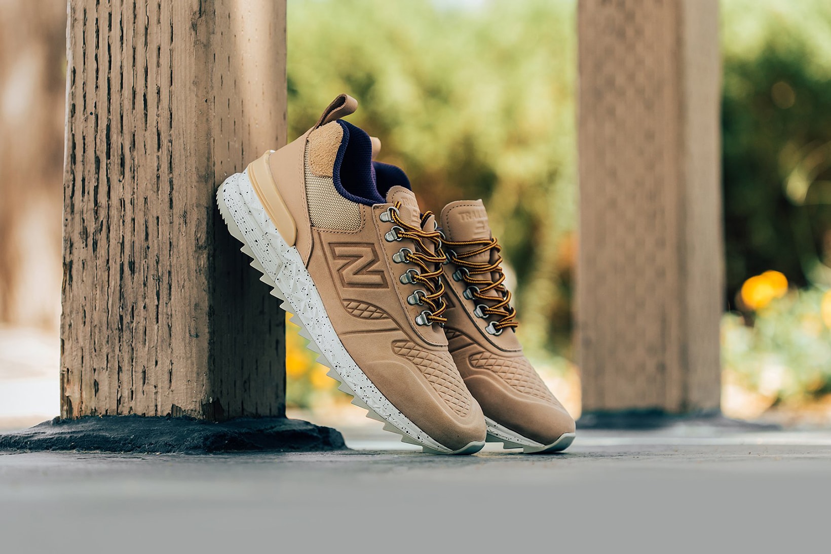 New Balance Trailbuster Dune Sneakers Shoes Footwear Feature
