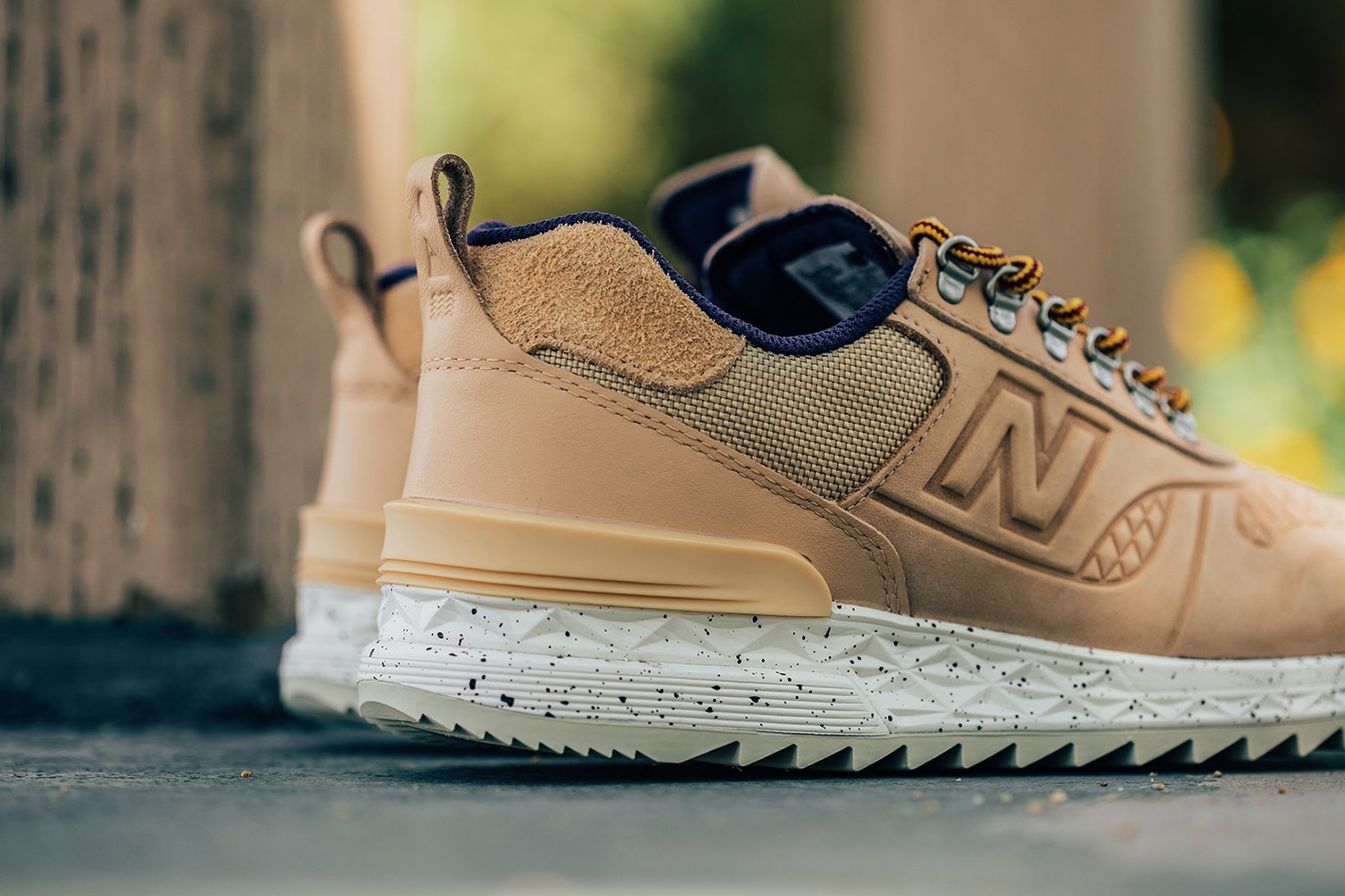 New Balance Trailbuster Dune Sneakers Shoes Footwear Feature