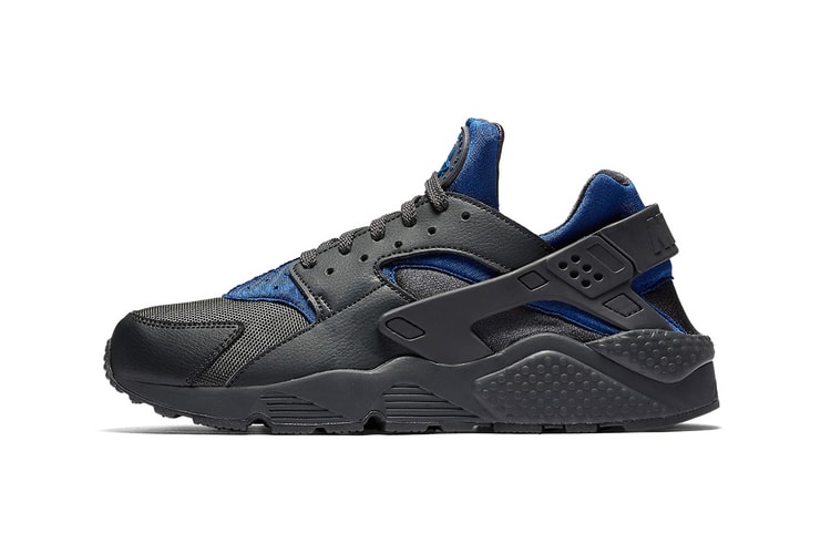 Nike Applies a Simple Two-Toned Color Scheme to Its Classic Air Huarache Model