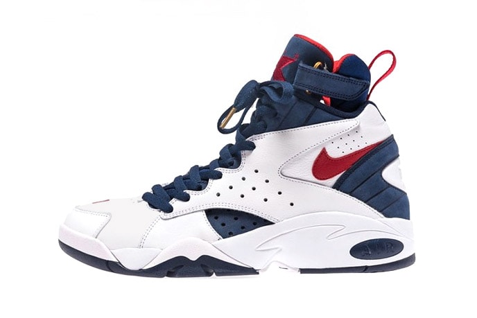 Ronnie Fieg Scottie Pippen Nike Air Maestro Friends Family USA Colorway