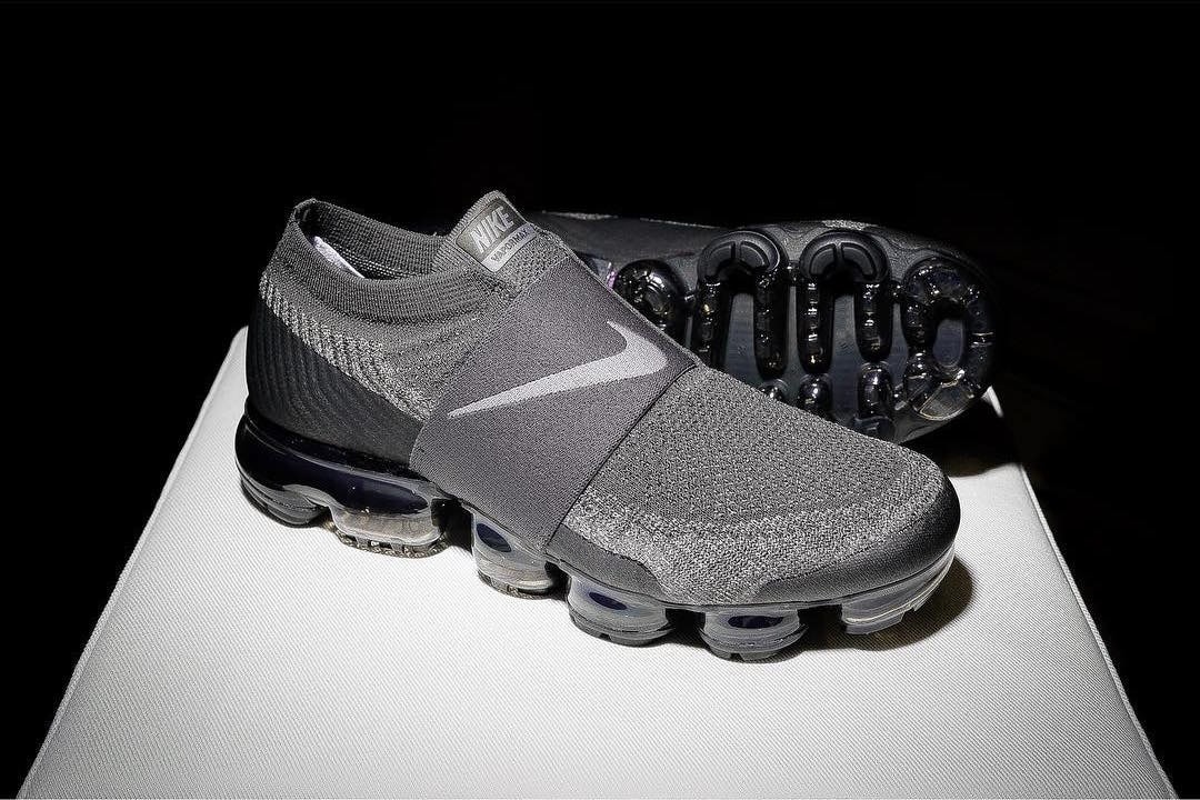 Nike Air VaporMax Laceless Grey Black 