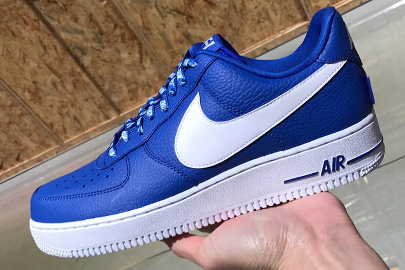 nike air force 1 low statement