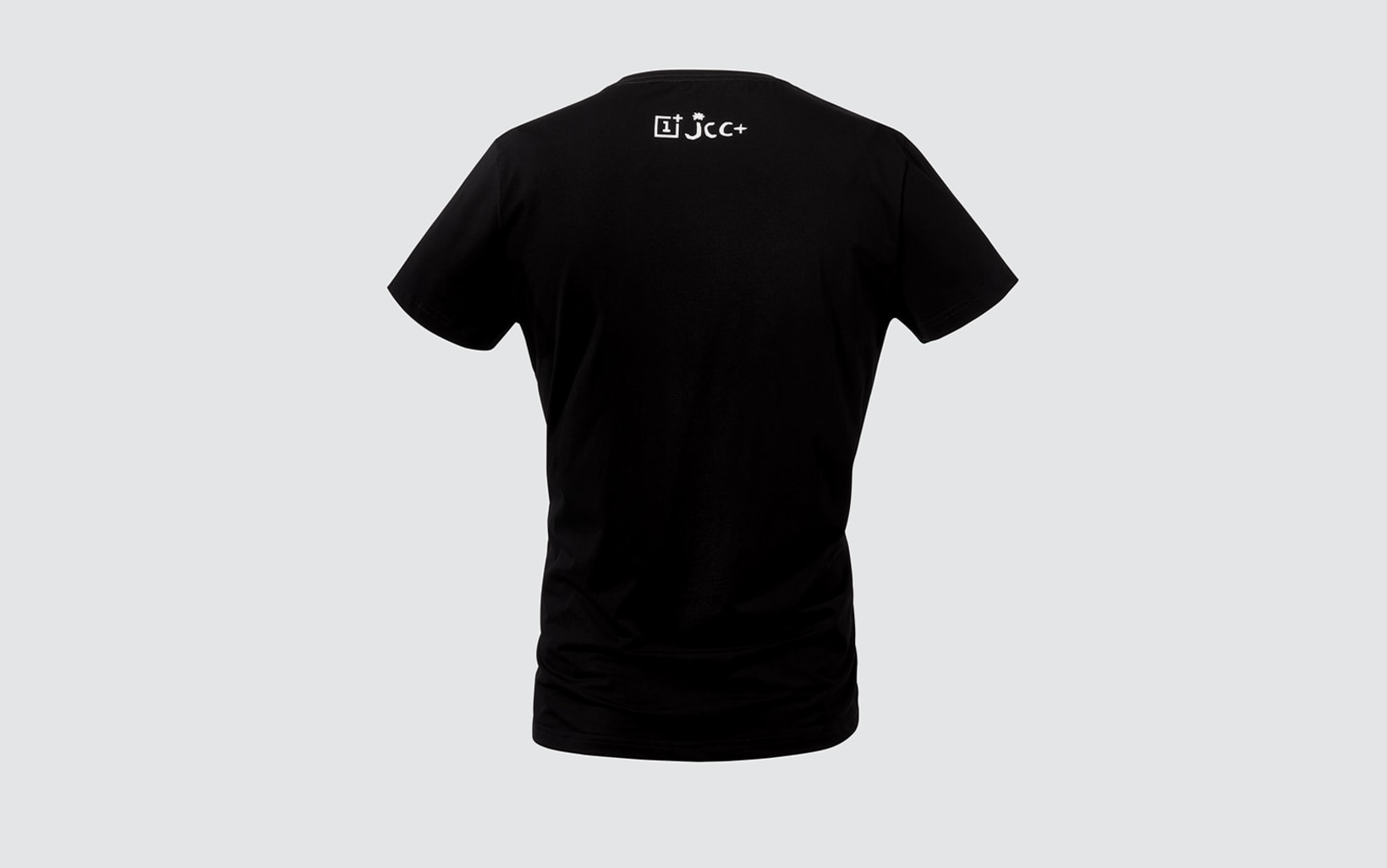 OnePlus Jean Charles de Castelbajac Callection Never Settle black t-shirt back