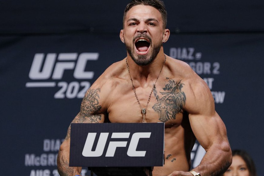 Ufc Welterweight Mike Perry Challenges Conor Mcgregor Hypebeast