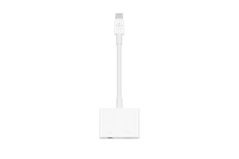 Apple iPhone Charger Listen to Music Belkin Adaptor