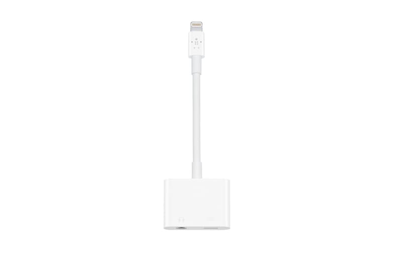 Apple iPhone Charger Listen to Music Belkin Adaptor