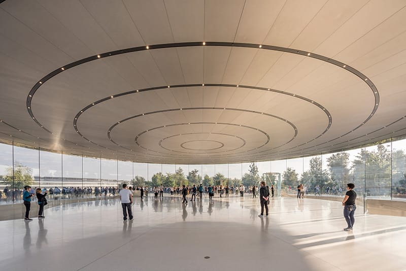 Apple & foster + partners Have Completed The "Steve Jobs Theatre"