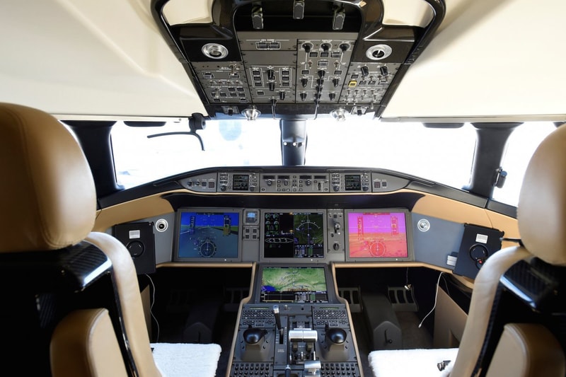 Bombardier Global 7000 Prototype Private Jet 2017 October NBAA