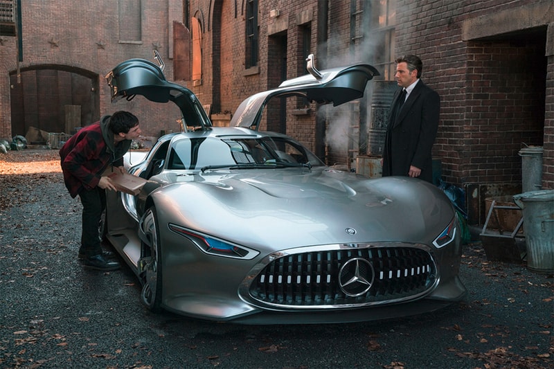 Mercedes Benz AMG Vision Gran Turismo Bruce Wayne Batman Justice League Car Supercar Concept