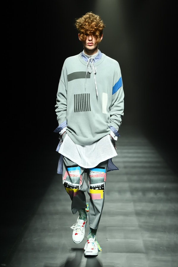 DISCOVERED 2018 Spring Summer Collection DHL Runway