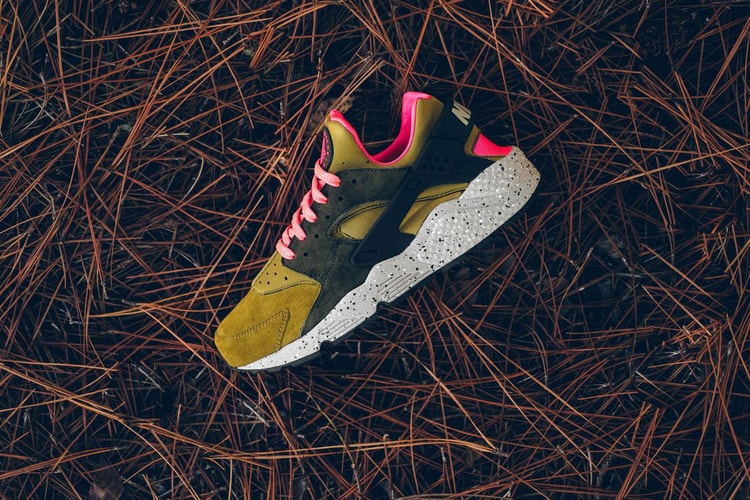 Nike Air Huarache Run Goes "Desert Moss/Cobblestone" For Fall